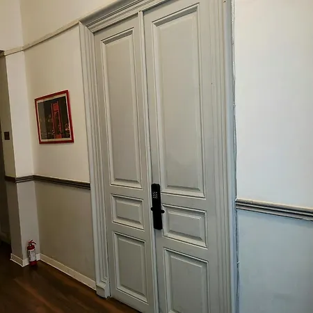 Antique Hostel Bucharest