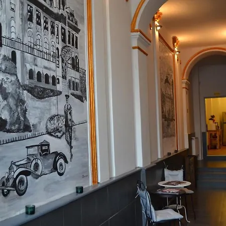 Hostel Antique Bucharest