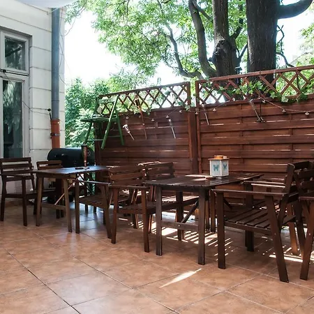 Antique * Bucarest