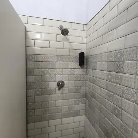 アンティーク ホステル *