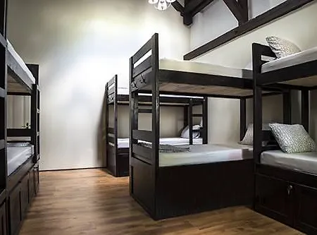 Hostel Antique Bukareszt