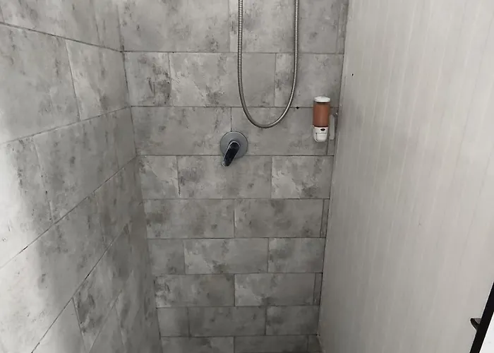 Antique Бухарест