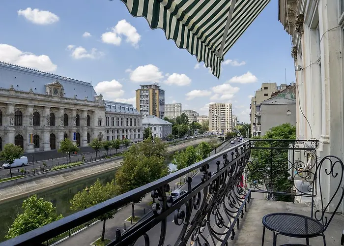 Antique Hostel Βουκουρέστι